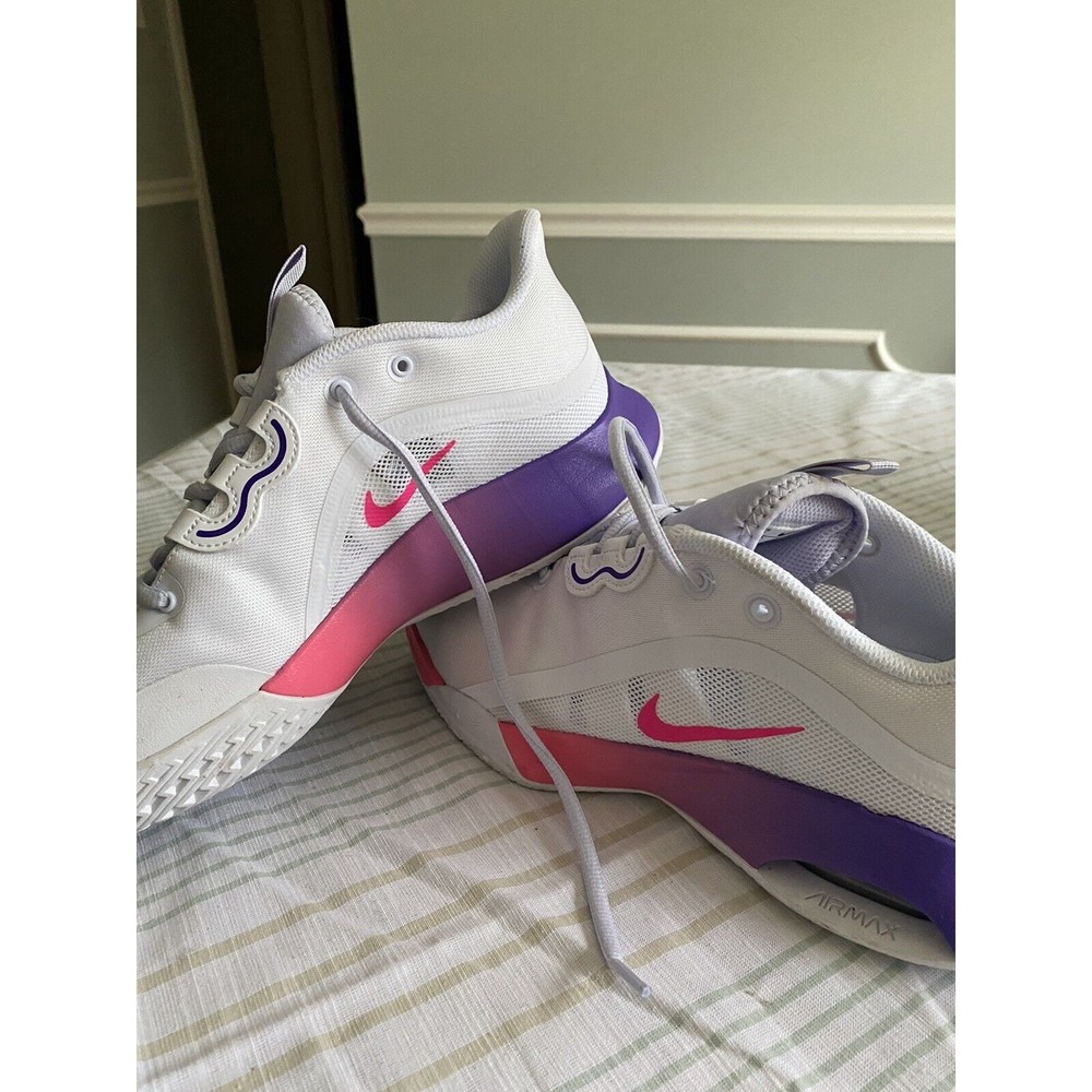 New - Nike Air Max CU4275-001 Women’s Size 11 Sneakers EUC